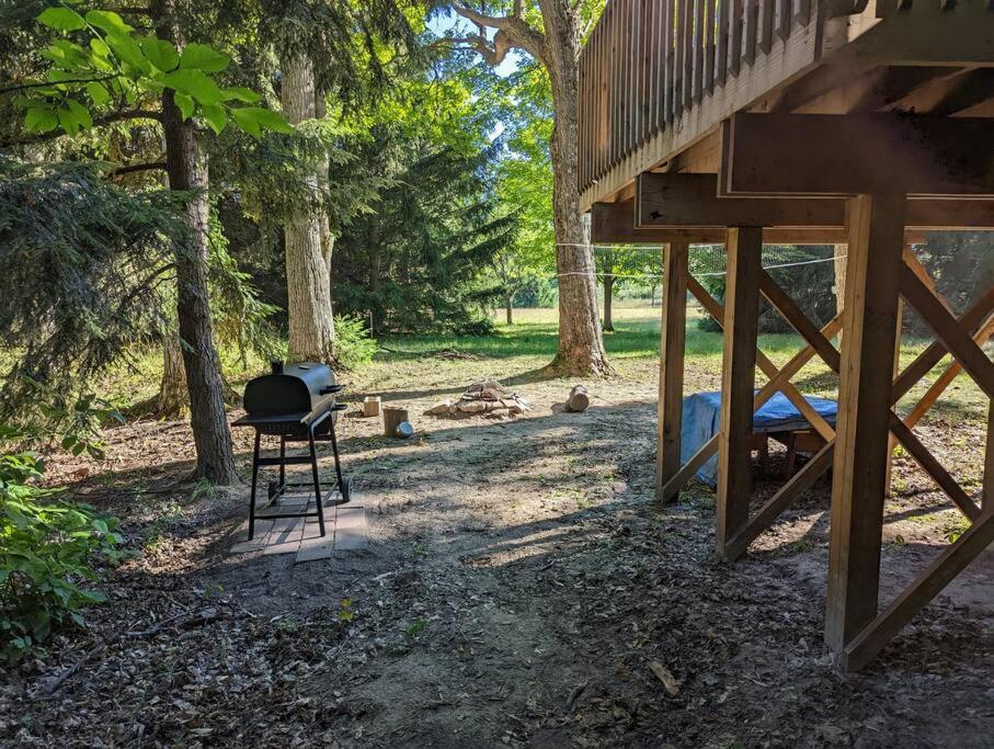 Quiet And Comfy 3Bed/2Bath - Chalet With Hot Tub. Cedar Bagian luar foto