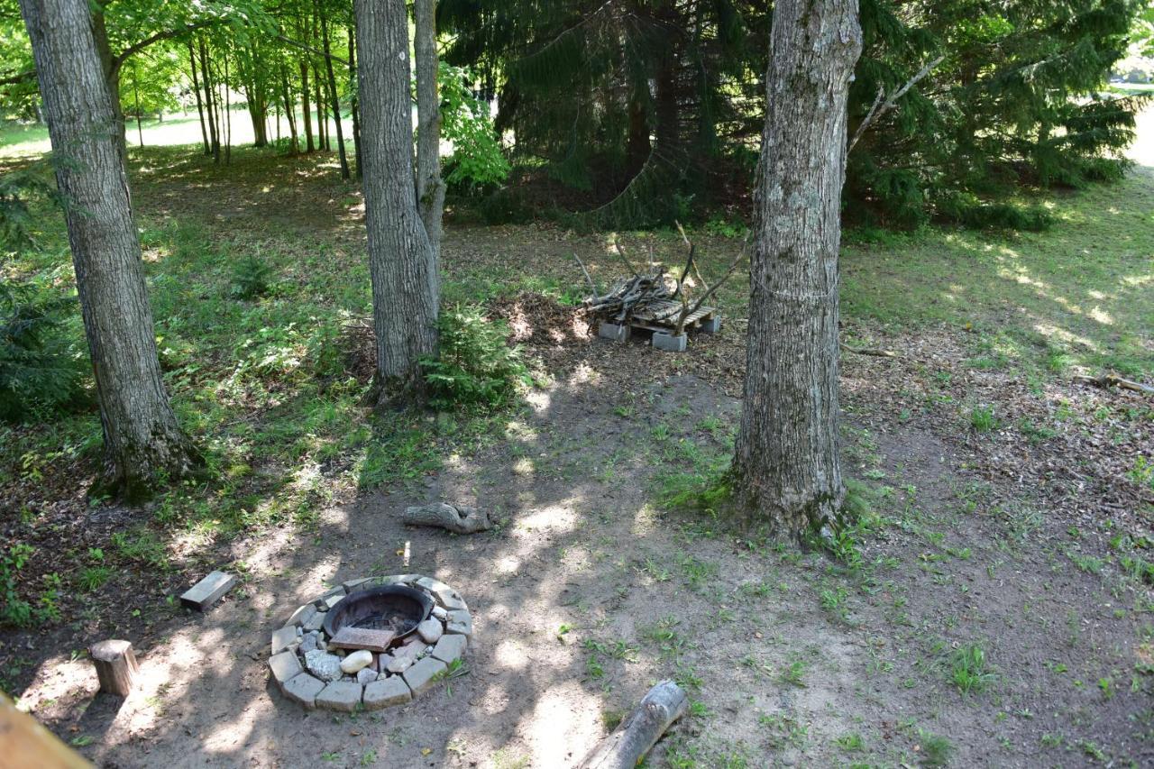 Quiet And Comfy 3Bed/2Bath - Chalet With Hot Tub. Cedar Bagian luar foto