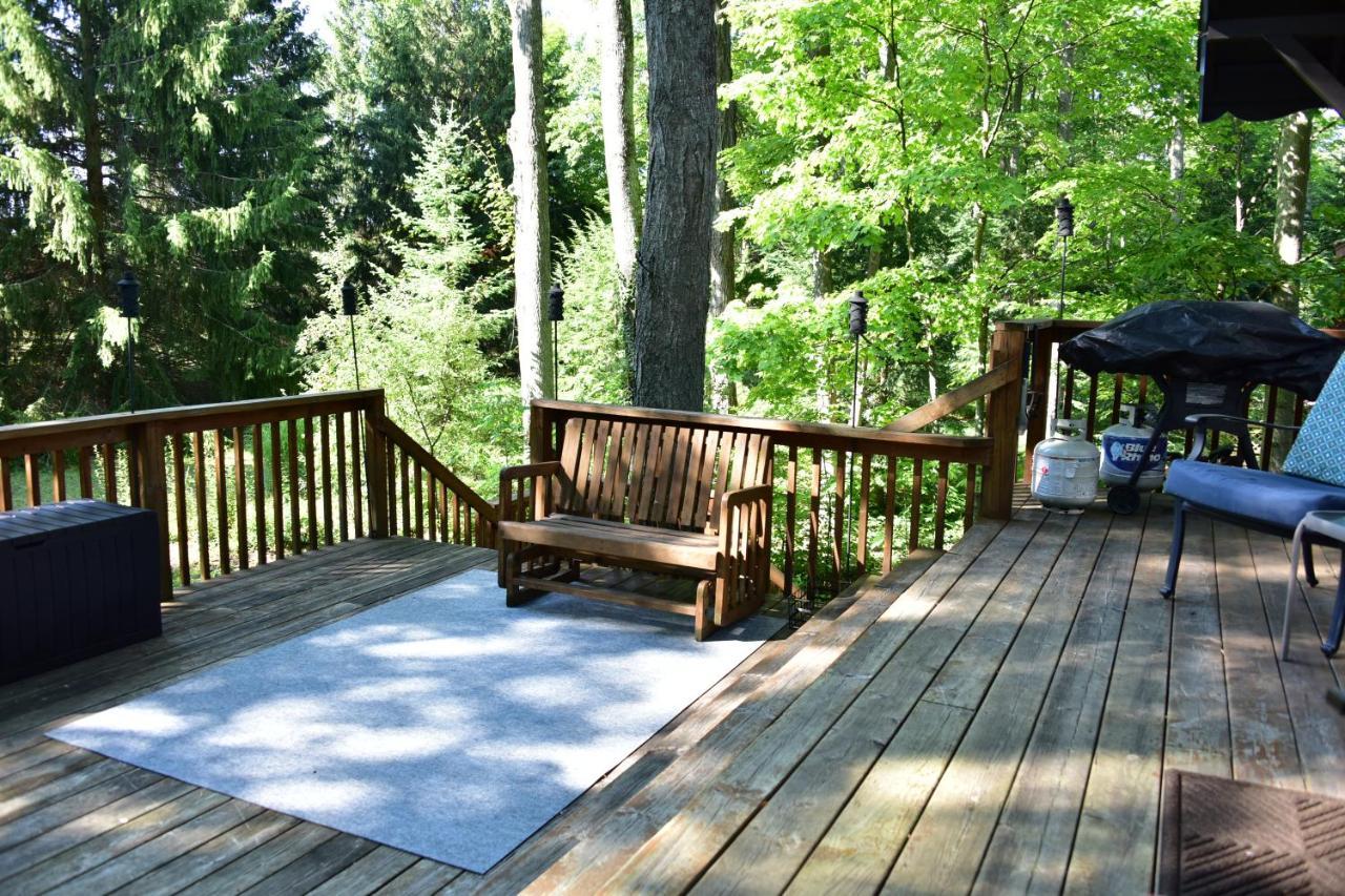 Quiet And Comfy 3Bed/2Bath - Chalet With Hot Tub. Cedar Bagian luar foto